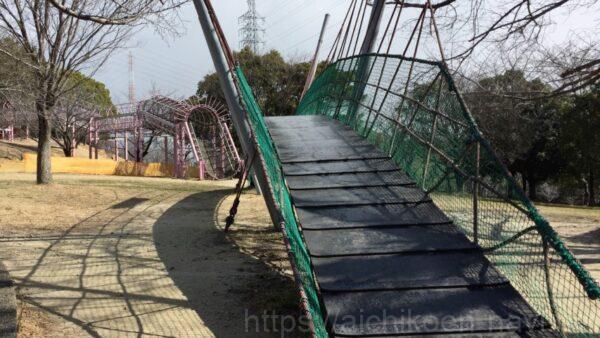 大府みどり公園遊具吊り橋