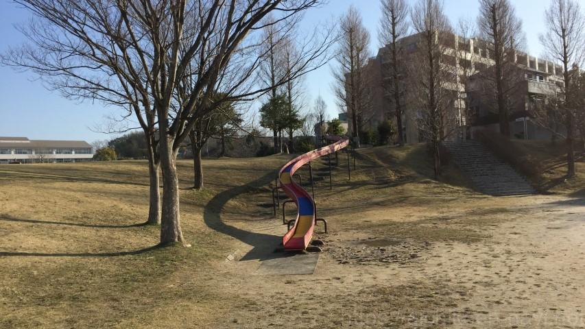 日進市株山中央公園ロングスライダー