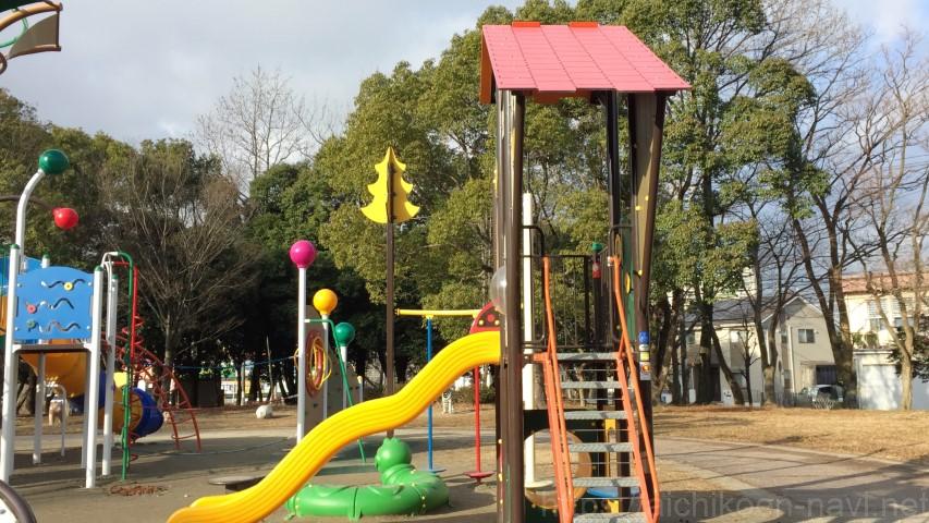 名古屋市緑区大高緑地複合遊具恐竜広場 (2)